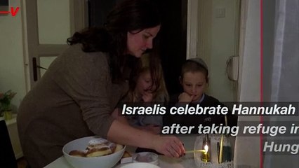 Israeli Families Celebrate Hannukah After Taking Refuge in Hungary