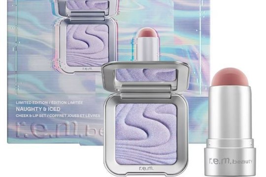Zoom sur les coffrets de maquillage à couper le souffle à offrir aux passionnées de makeup pour Noël 2023.