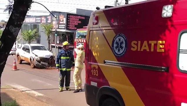 Duas pessoas ficam feridas em colisão com motos na Rua Rio da Paz
