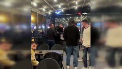 İsrail’i Starbucks’ta protesto eden adam polisle kavga etti