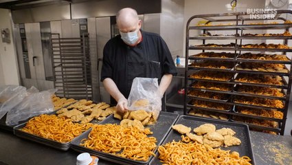 How the US Naval Academy prepares 13,500 meals a day for 4,400 midshipmen