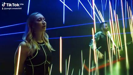 house in the streetlight [official music video]