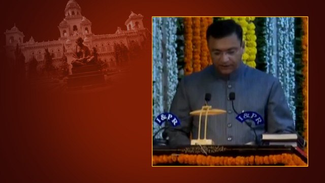 Telangana Assembly Pro Tem Speaker గా Akbaruddin Owaisi ప్రమాణస్వీకారం | Telugu Oneindia