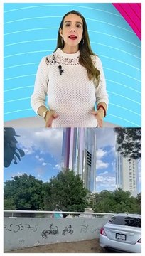 Localizan un vehículo abandonado sobre la Calzada Lázaro Cárdenas, presentaba un impacto de bala en el parabrisas y estaba impactado contra el muro de contención #TuNotiReel