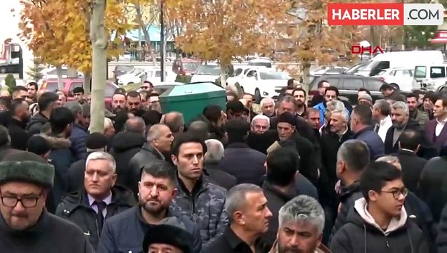 Altay Kaptanı İbrahim Öztürk'ün Annesi Kibar Öztürk Son Yolculuğuna Uğurlandı