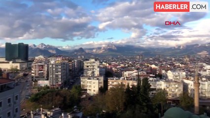 Konya Karayolunda Kar Nedeniyle Ağır Tonajlı Araçların Geçişi Yasaklandı