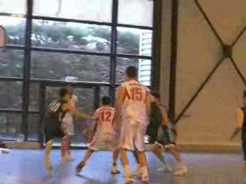 mogba St Gely - lay up klm