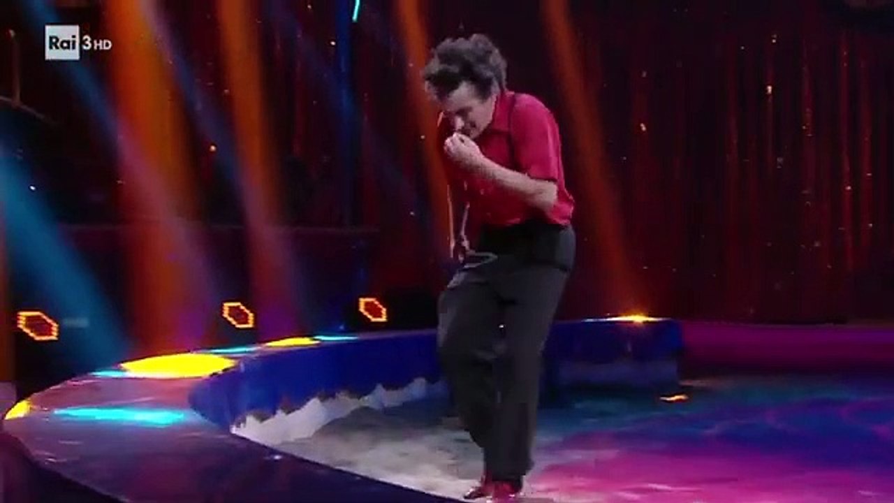 ELASTIC - « EL SALTO DELLA MORTE » - Festival du Cirque de MONTE CARLO(360P)