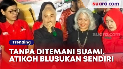 Скачать видео: Tanpa Pengawalan Suami, Atikoh Ganjar Pranowo Malam-malam Blusukan Sendirian di Kandang Gibran