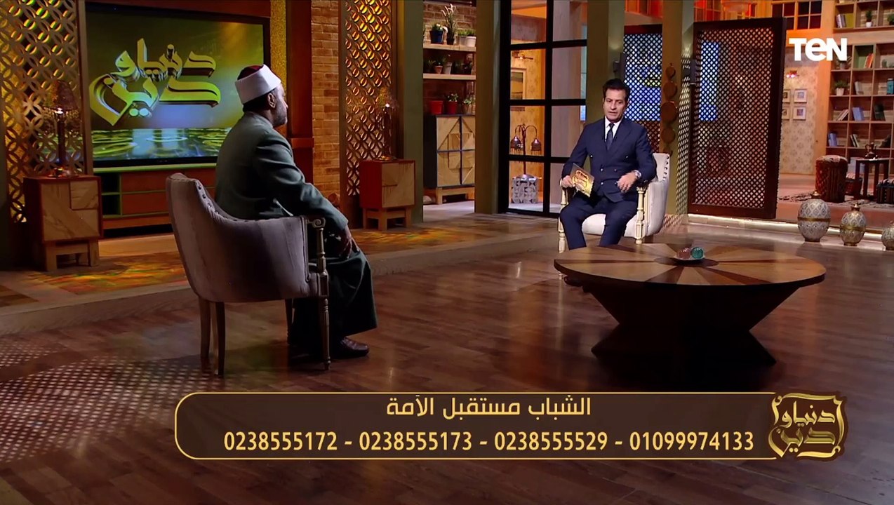 الشيخ يحيى عبد المعين يكشف حكم الإشارة خلال في...