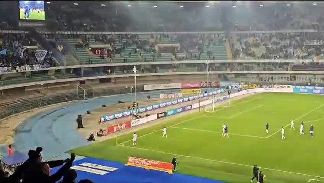 Verona - Lazio, la reazione dei tifosi al fischio d'inizio