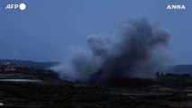 Libano, si alza una nuvola di fumo  dopo un raid israeliano