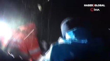 Zonguldak'ta peş peşe heyelanlar: Göçük altında kalanlar var