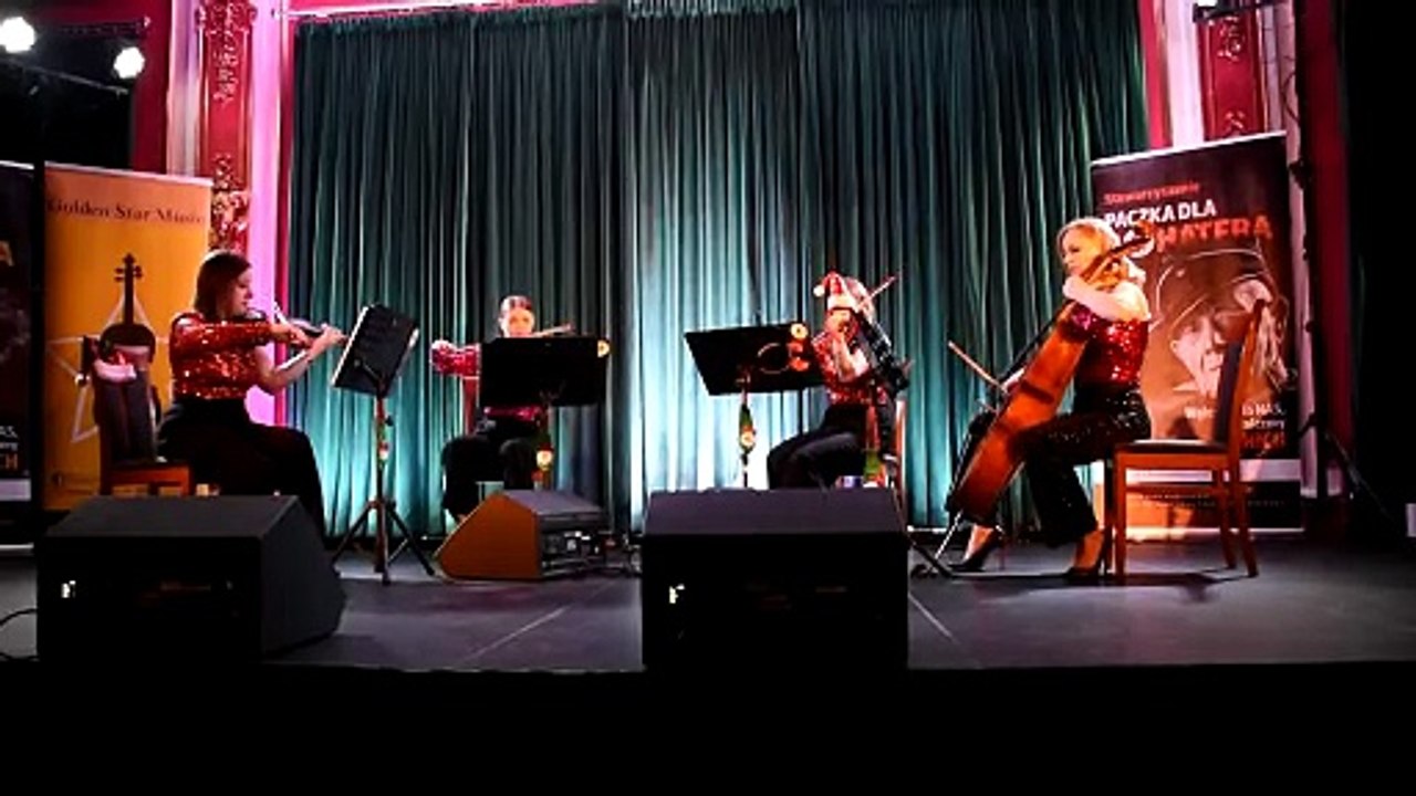Świąteczny koncert dla weteranów w Klubie XIII Muz w Szczecinie