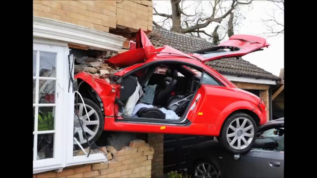 Nissan GTR Nismo Crash at the Nurburgring
