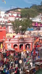 जहाँ भीड़, वहाँ हम || आचार्य प्रशांत