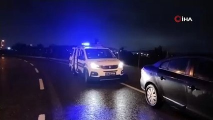Tuzla'da kontrolden çıkan araç şarampole uçtu: 1 yaralı