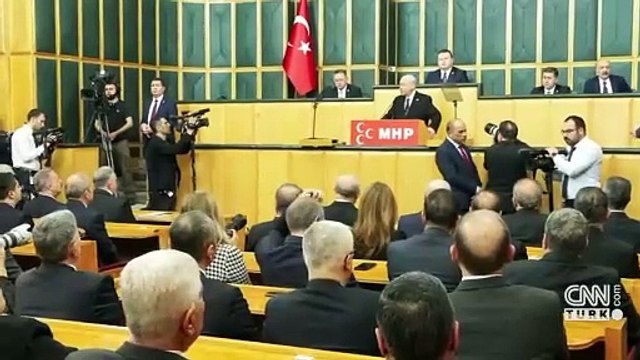 Saffet Sancaklı MHP'den istifa etti