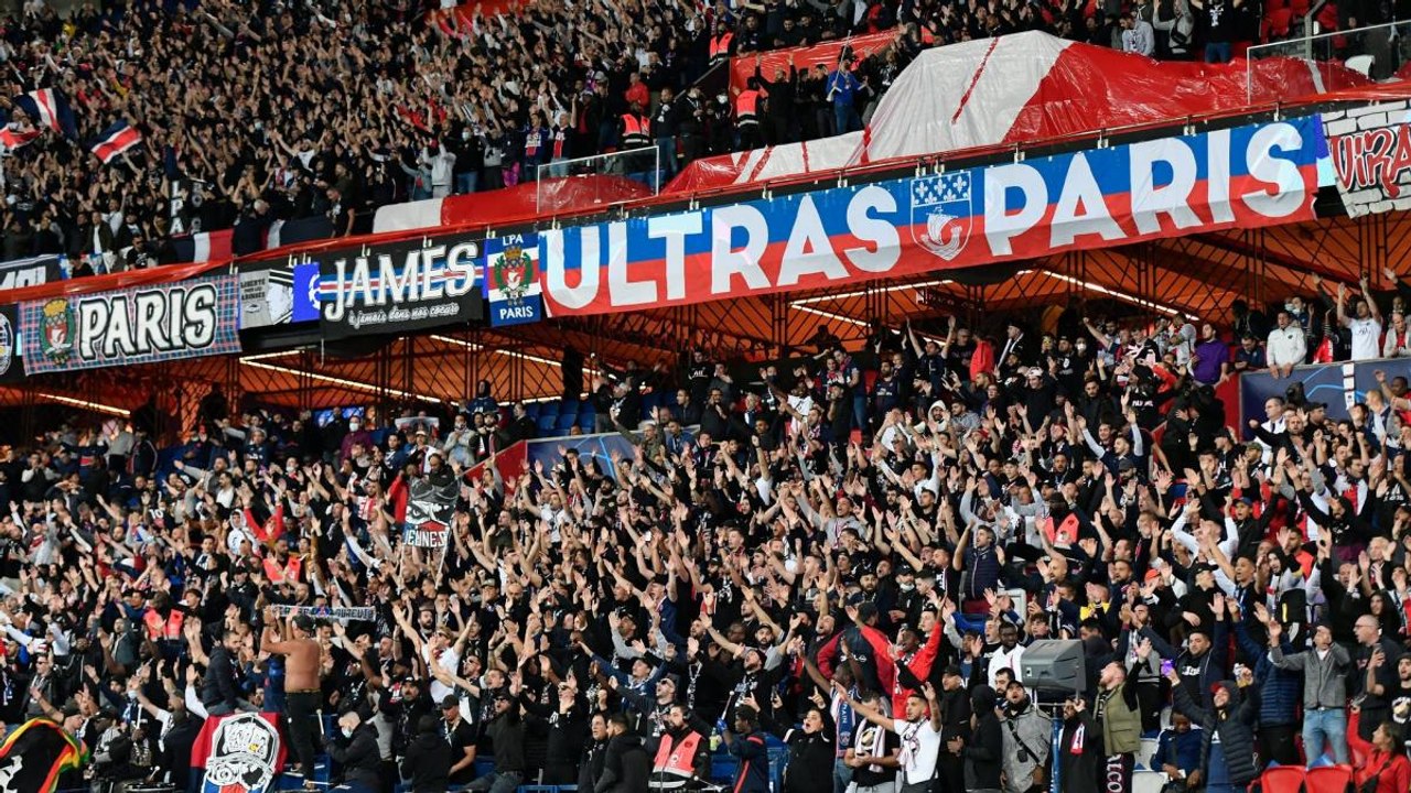 Le Virage Auteuil du PSG en danger - Vidéo