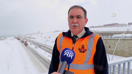 Karayolları ekipleri, Doğu'daki 6 ilde 320 iş makinesiyle karla mücadele edecek