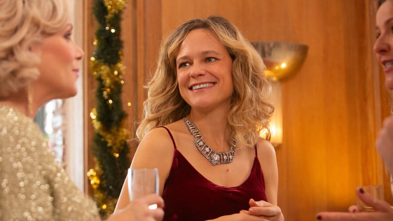 Camille Raymond (Justine) fait son grand retour dans l'épisode spécial Noël Des Mystères de l’amour (TMC) : Une réunion tant attendue !