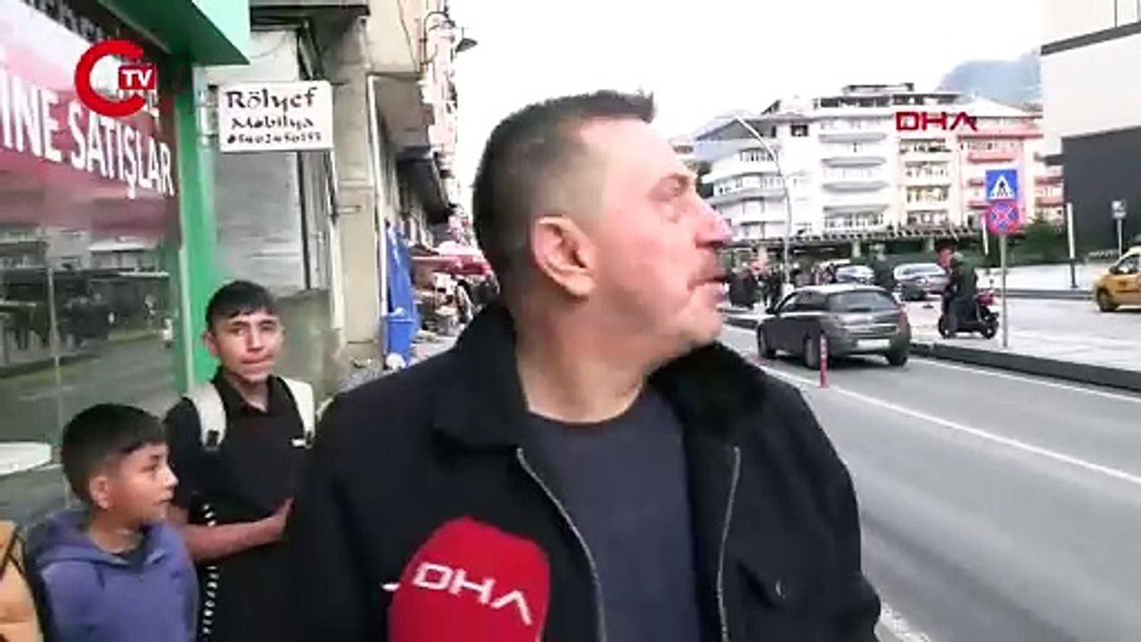 Rize’yi karıştıran yılbaşı süslemesine 'fiyonk ve şerit' takviyesi