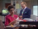 Drop the Dead Donkey S02E03 - Henry and Dido