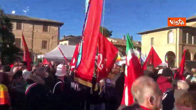 Ecco la partenza della Marcia della Pace ad Assisi