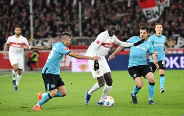 قمّة ليفركوزن وشتوتغارت تنتهي بالتعادل