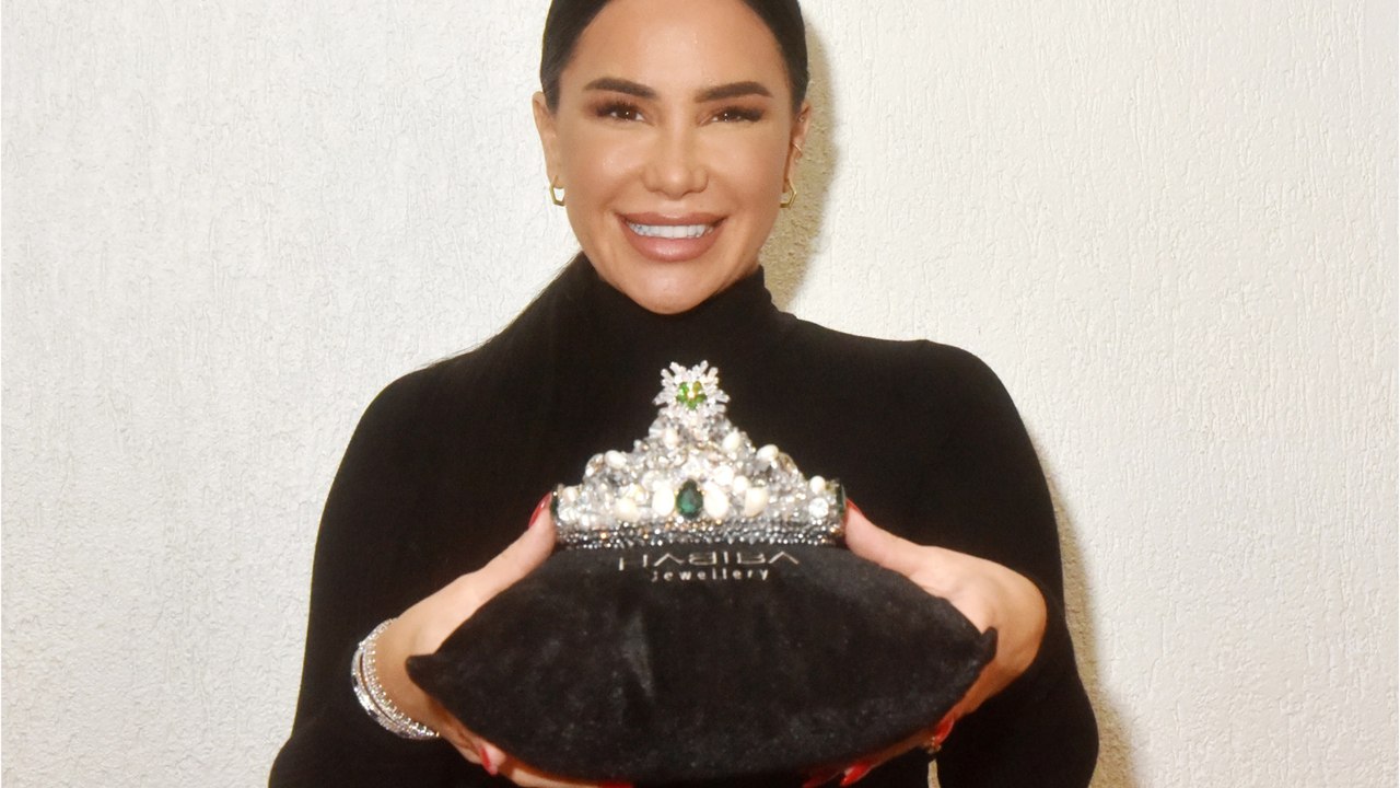 VOICI : "Rends-moi mon argent !" : Milla Jasmine en froid avec Magali Berdah, son voyage en Israël la révolte !