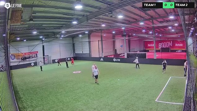 Matheo 10/12 à 18:36 - Football Terrain 2 adidas (LeFive Reims)