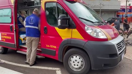 Ciclista fica ferido após ser atingido por carro na Avenida Brasil