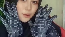 Bunda Keysa Live Streaming Berkostum Spiderman