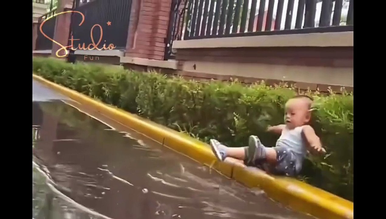 funny show倒霉人类幼崽
