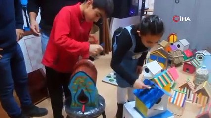 Özalpli öğrenciler 150 kuş evi yaparak çeşitli noktalara bıraktı