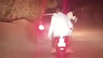 दारू की बोतल और लग्जरी गाड़ी... नशे में चूर रईसजादों की दबंगई का वीडियो वायरल