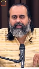 किसको जान दे रहे हो? || आचार्य प्रशांत