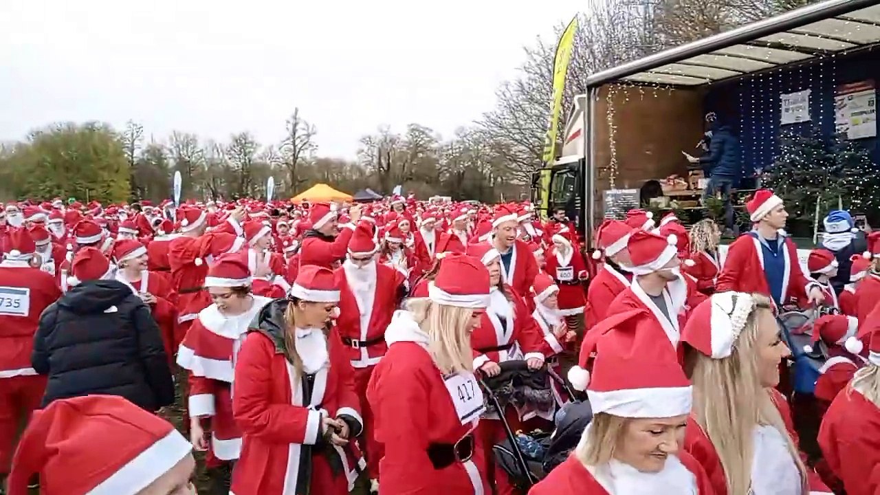 Stamford Santa Fun Run 2023 with Colin Furze