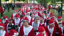 Messico, la corsa dei Babbi Natale di ogni eta' (e sesso)