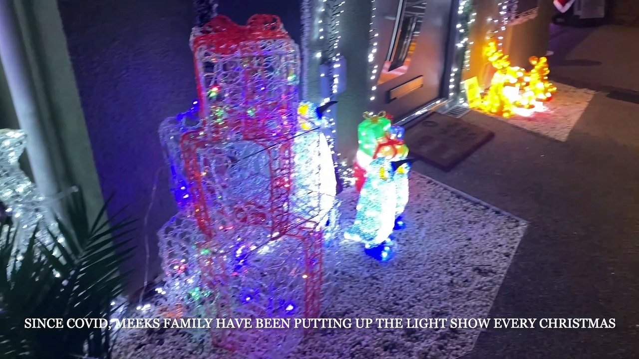 Christmas lights raise a cheer for a good cause in Newton Abbot video