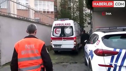 Cevahir Alışveriş Merkezi'nde bir kişi, 5. kattan aşağı atladı