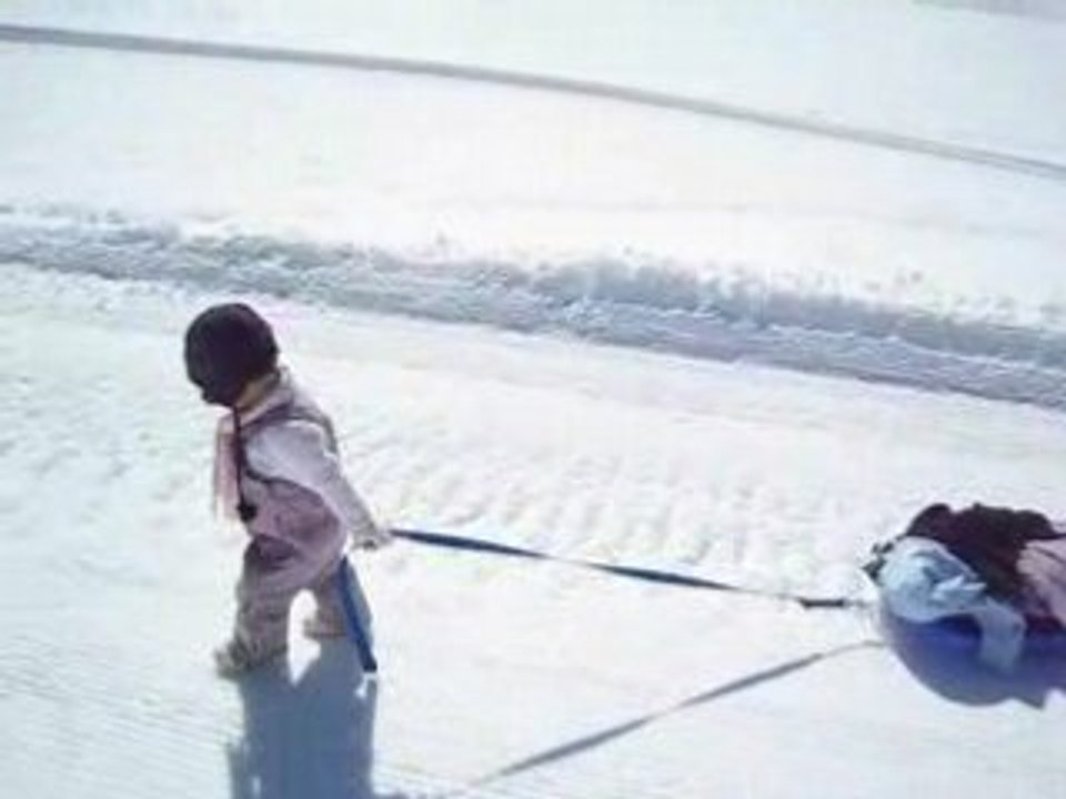 je joue les porteuses de blousons  !!