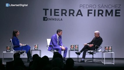 Sánchez bromea con la figura del mediador en la presentación de su libro