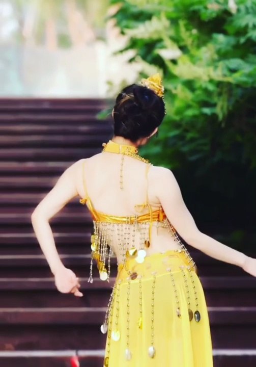 The chinese lady dancing short#short #video#dailymotion