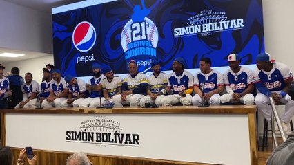 !Los participantes del Home Run Derby con Miggy!