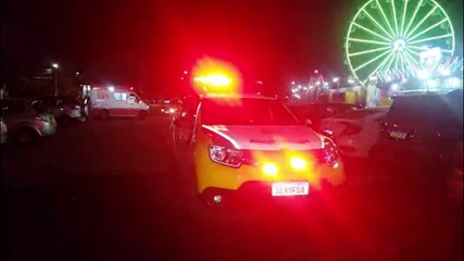 Mulher em surto é socorrida na Av. Brasil