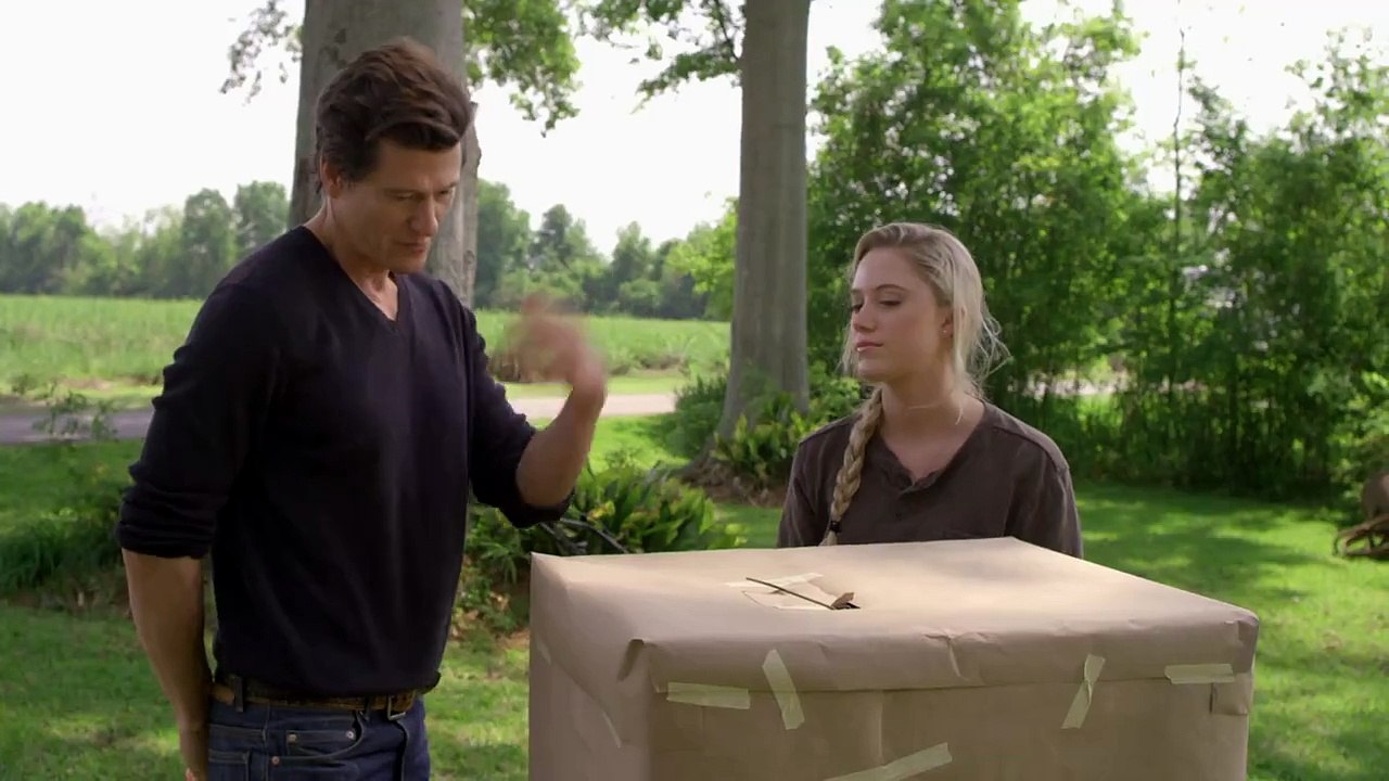 Flying Monkeys Bande-annonce (EN)