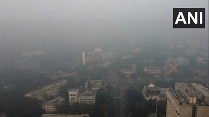 ফের জ্বলছে চোখ! ধোঁয়াশায় ঢাকল দিল্লির আকাশ, কবে মিলবে স্বস্তি? | Oneindia Bengali