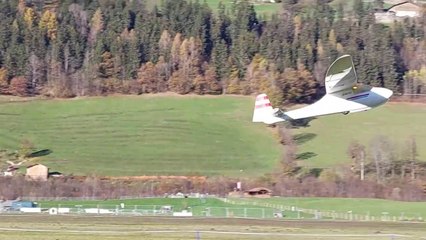 Lo100 Schlepp und ein bisschen Kunstflug