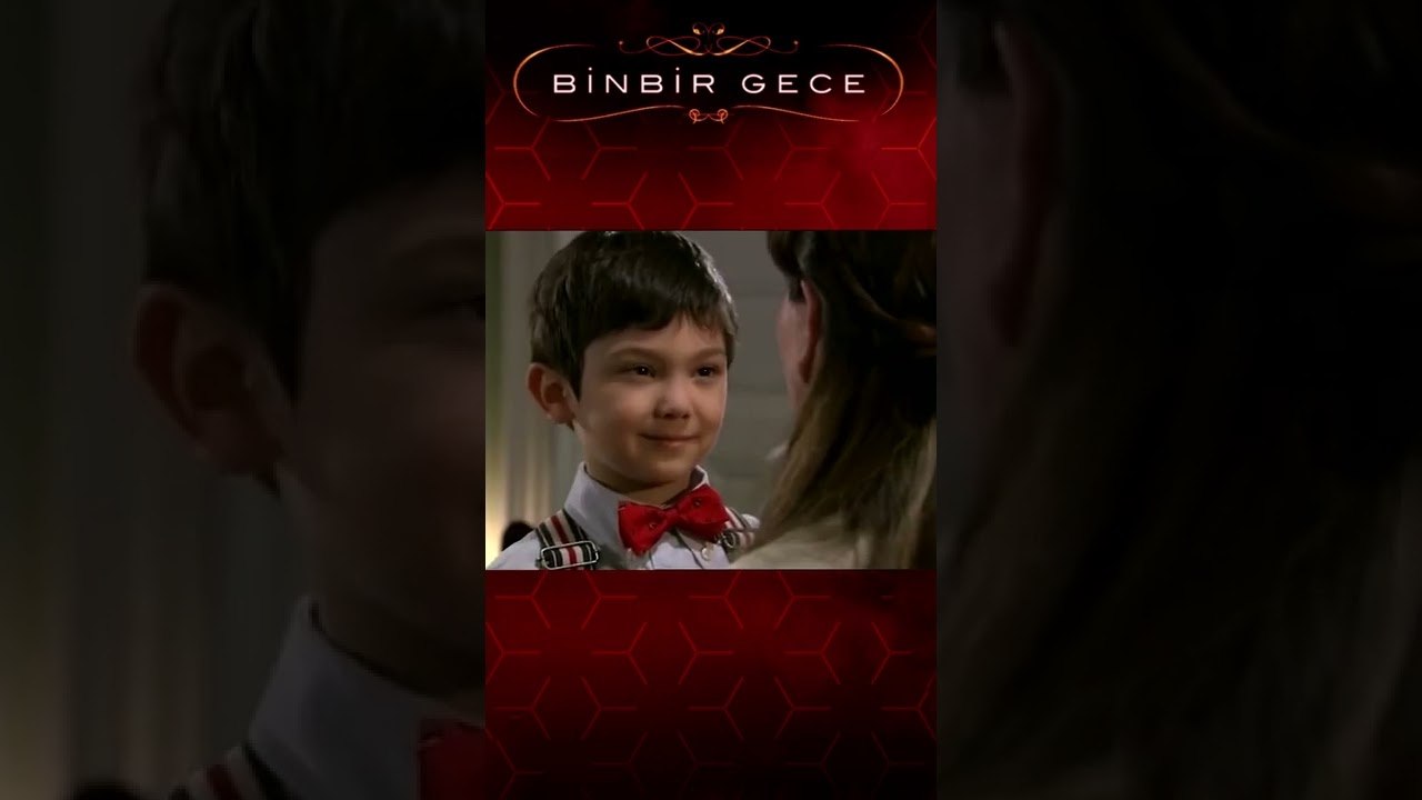 Mihriban Azerice Şiir Okuyor | Binbir Gece #Shorts